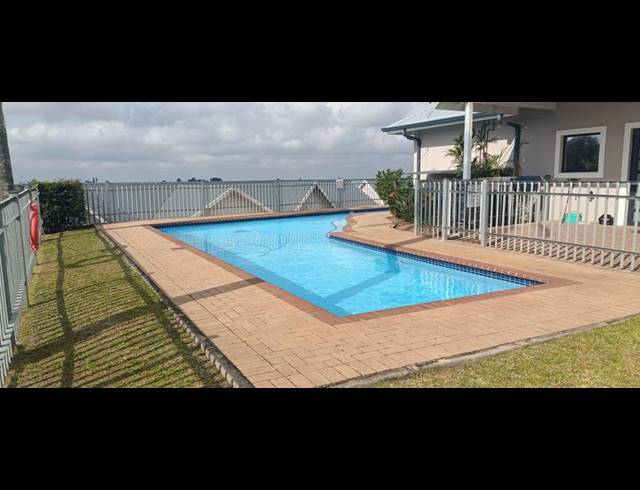 2 BEDROOM TOWNHOUSE FOR SALE IN PADFIELD PARK